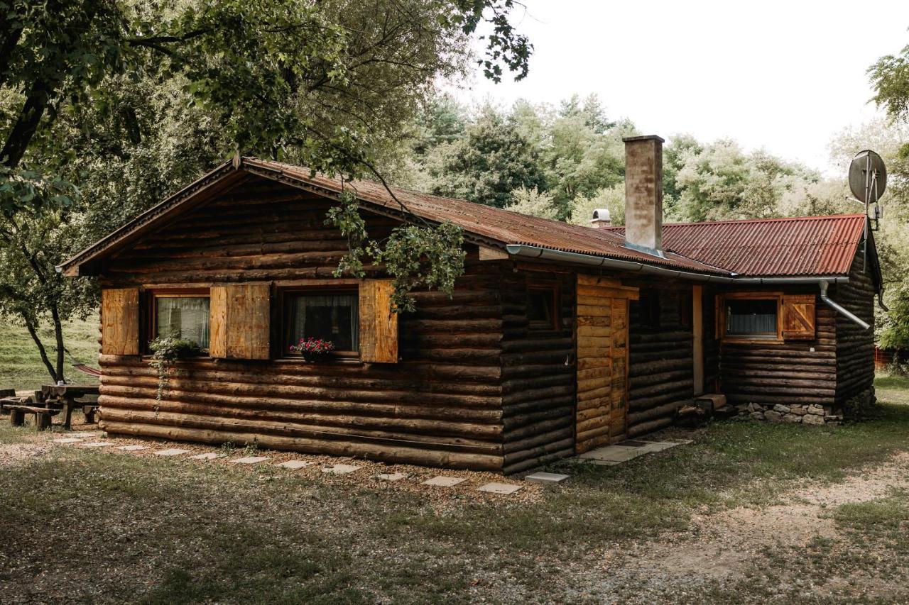 Vackorkert Apartment Sirok Екстериор снимка
