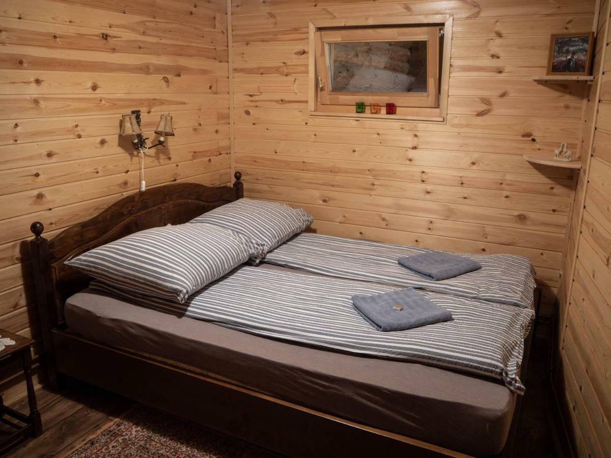 Vackorkert Apartment Sirok Екстериор снимка
