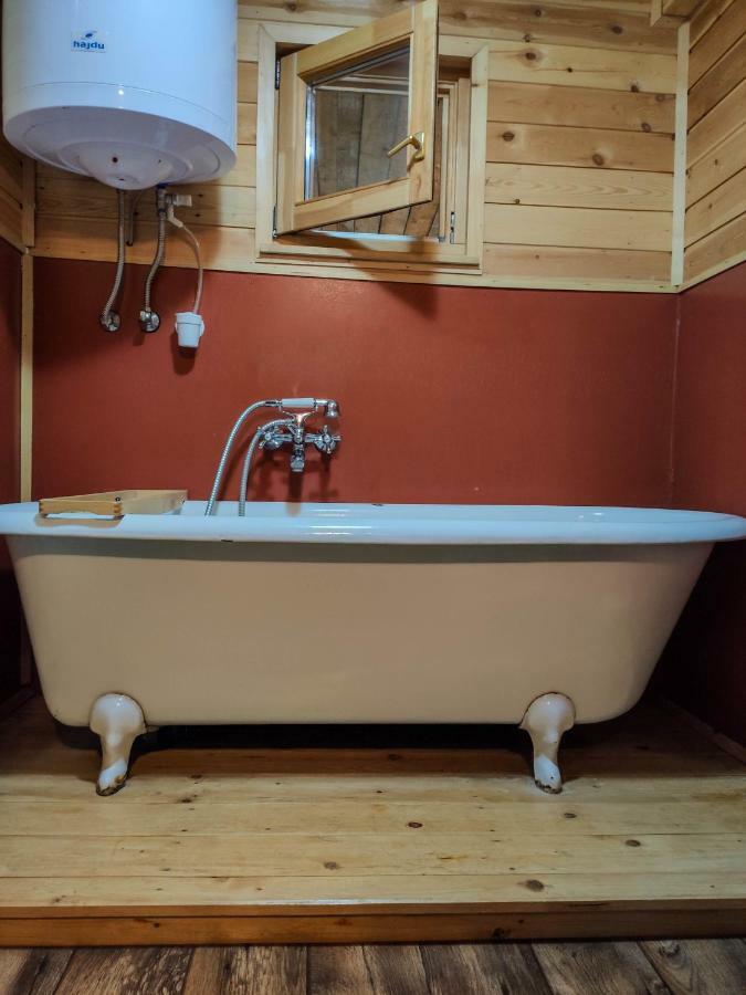 Vackorkert Apartment Sirok Екстериор снимка